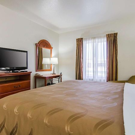 Quality Inn Junction City Near Fort Riley Kültér fotó