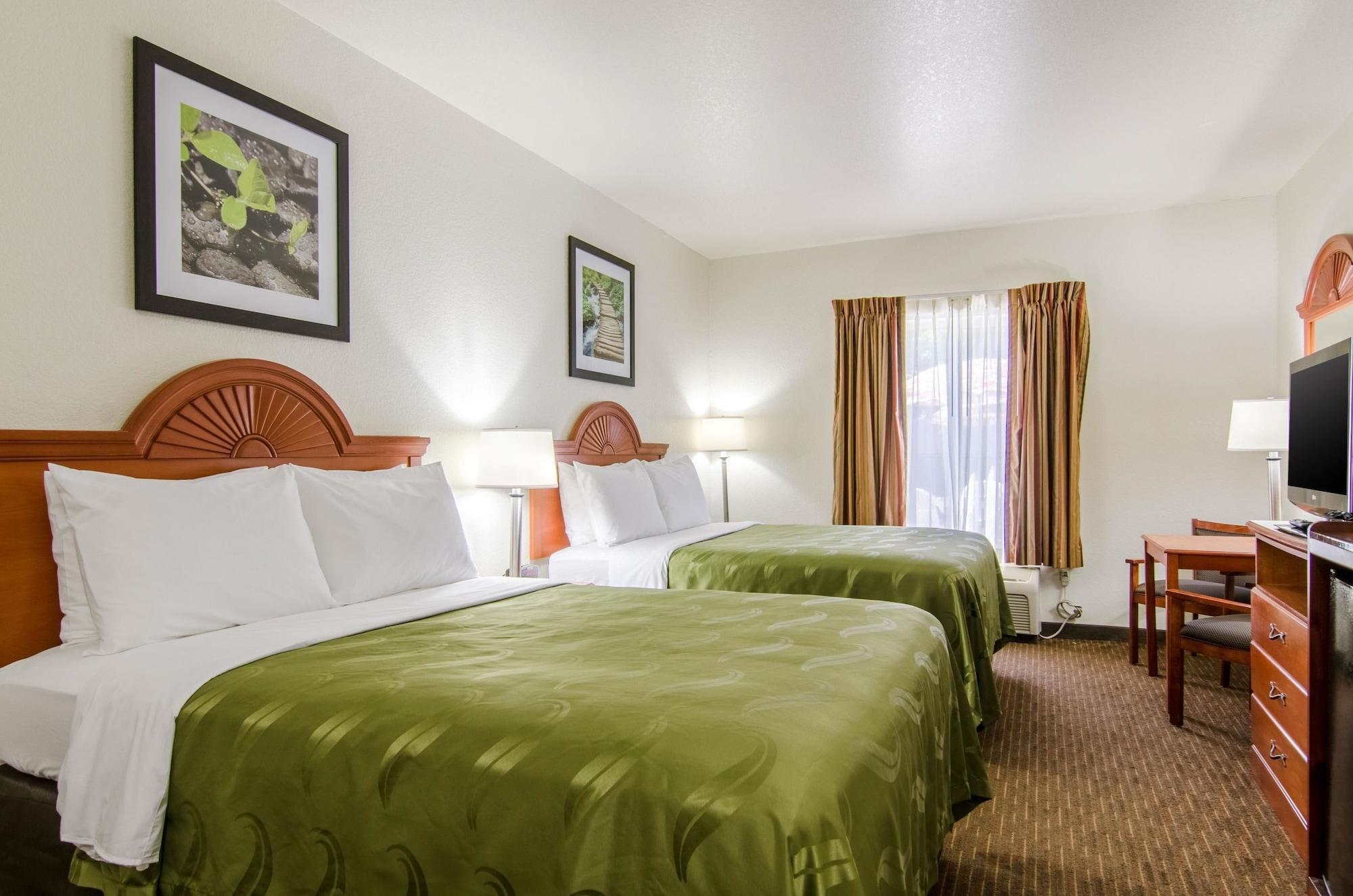 Quality Inn Junction City Near Fort Riley Kültér fotó