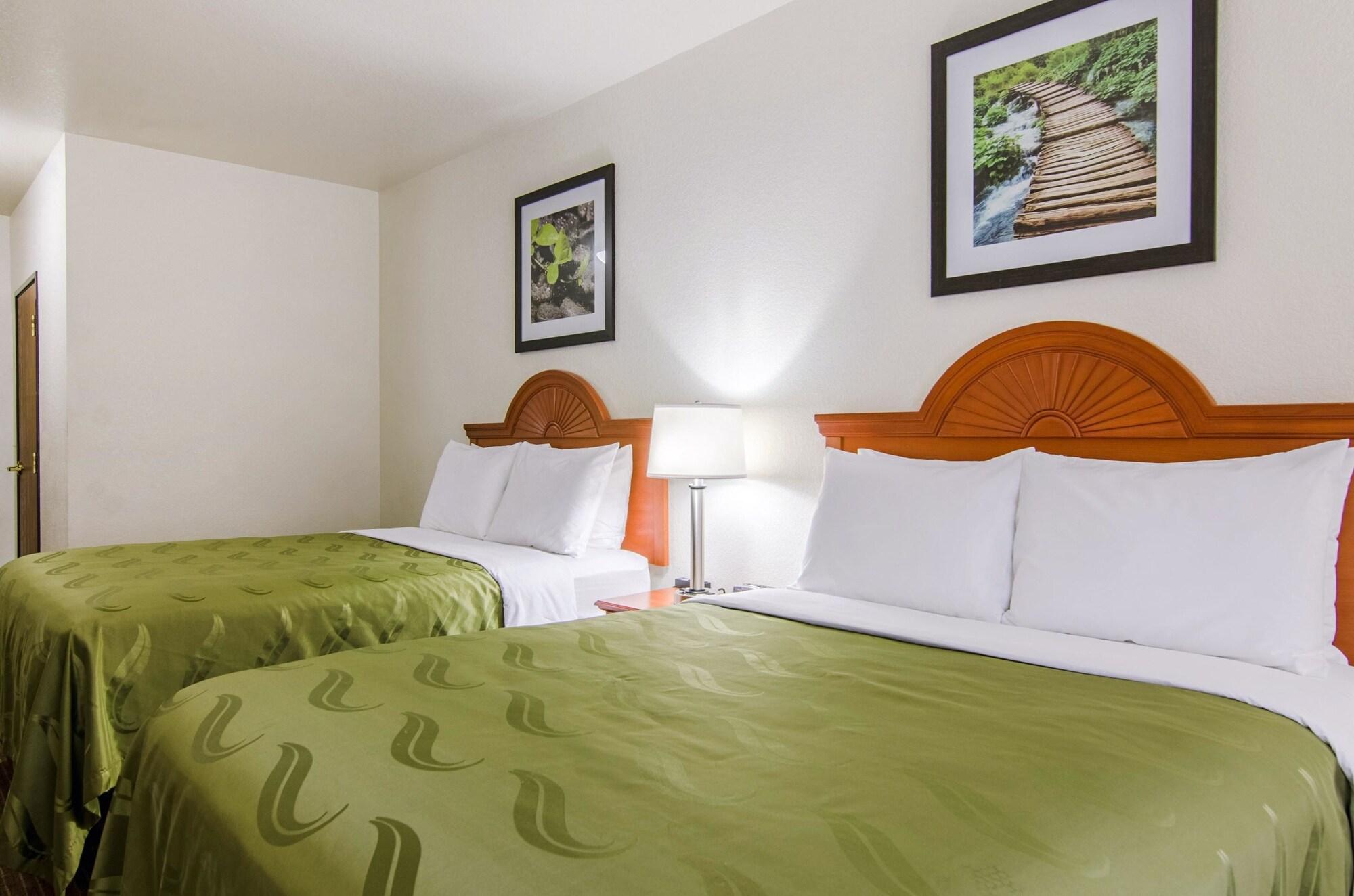 Quality Inn Junction City Near Fort Riley Kültér fotó
