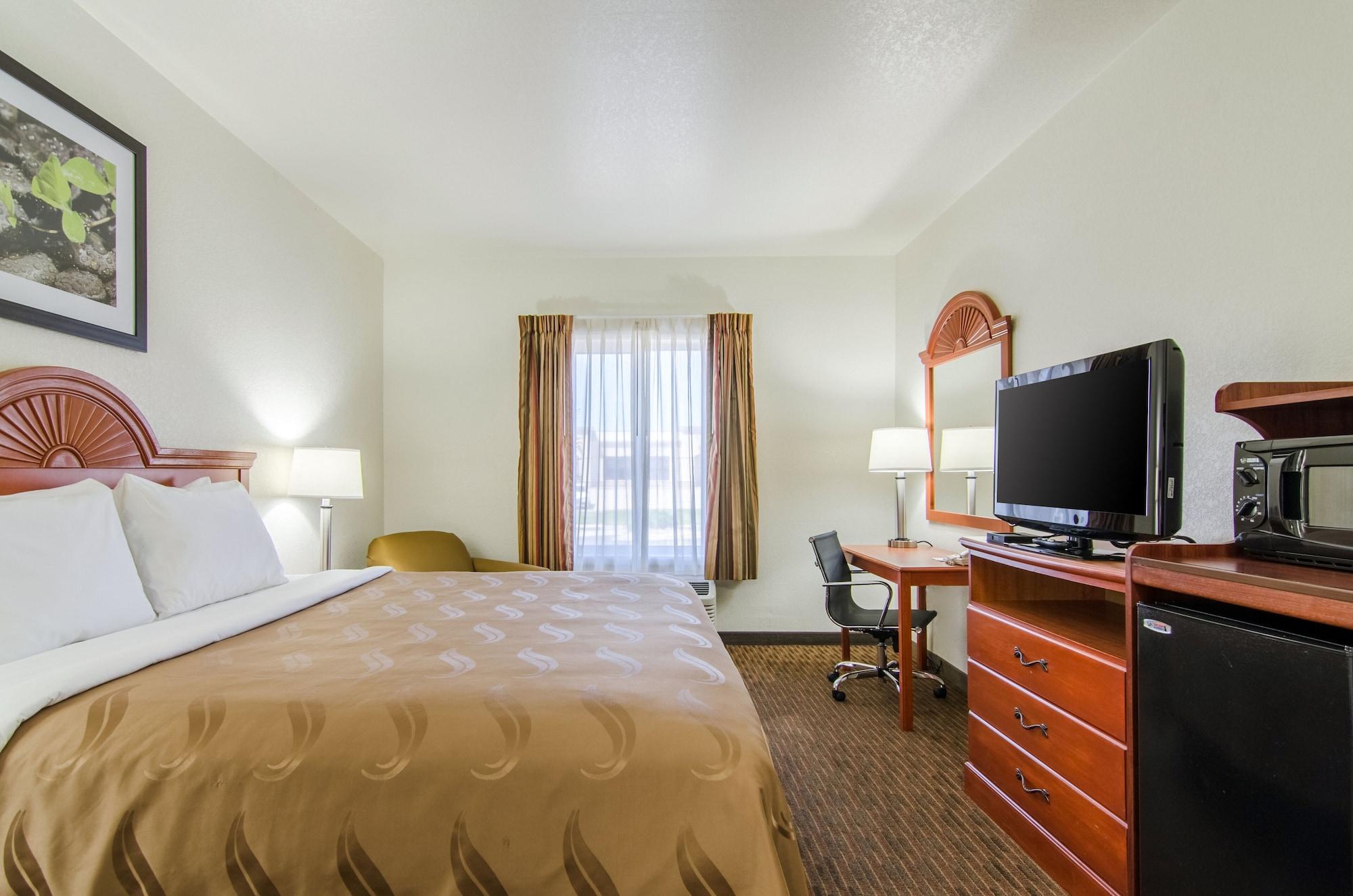 Quality Inn Junction City Near Fort Riley Kültér fotó