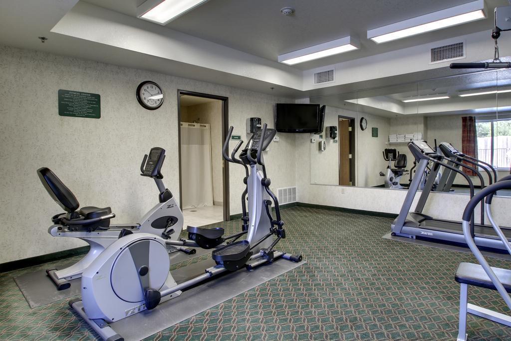 Quality Inn Junction City Near Fort Riley Kültér fotó