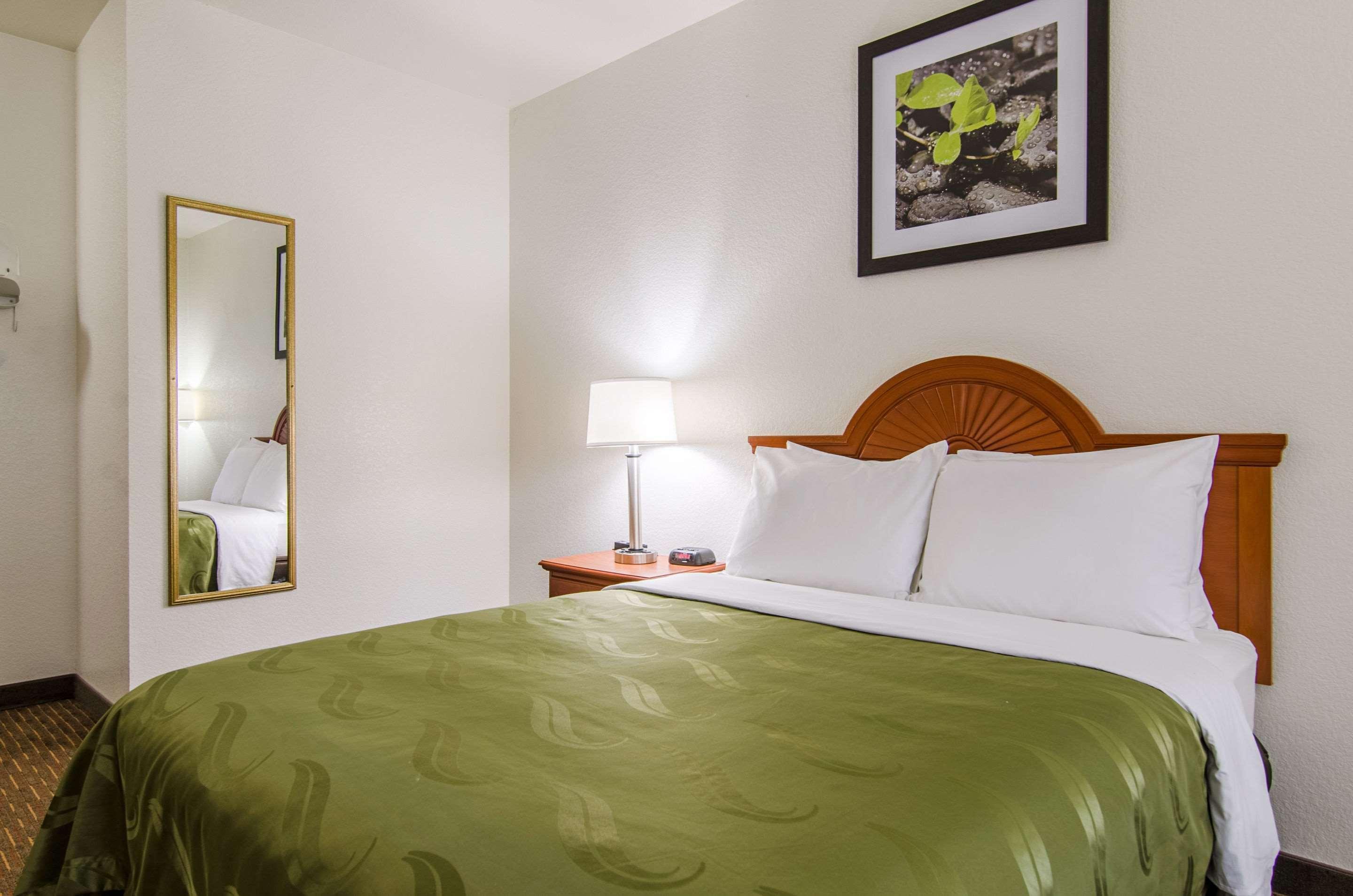 Quality Inn Junction City Near Fort Riley Kültér fotó