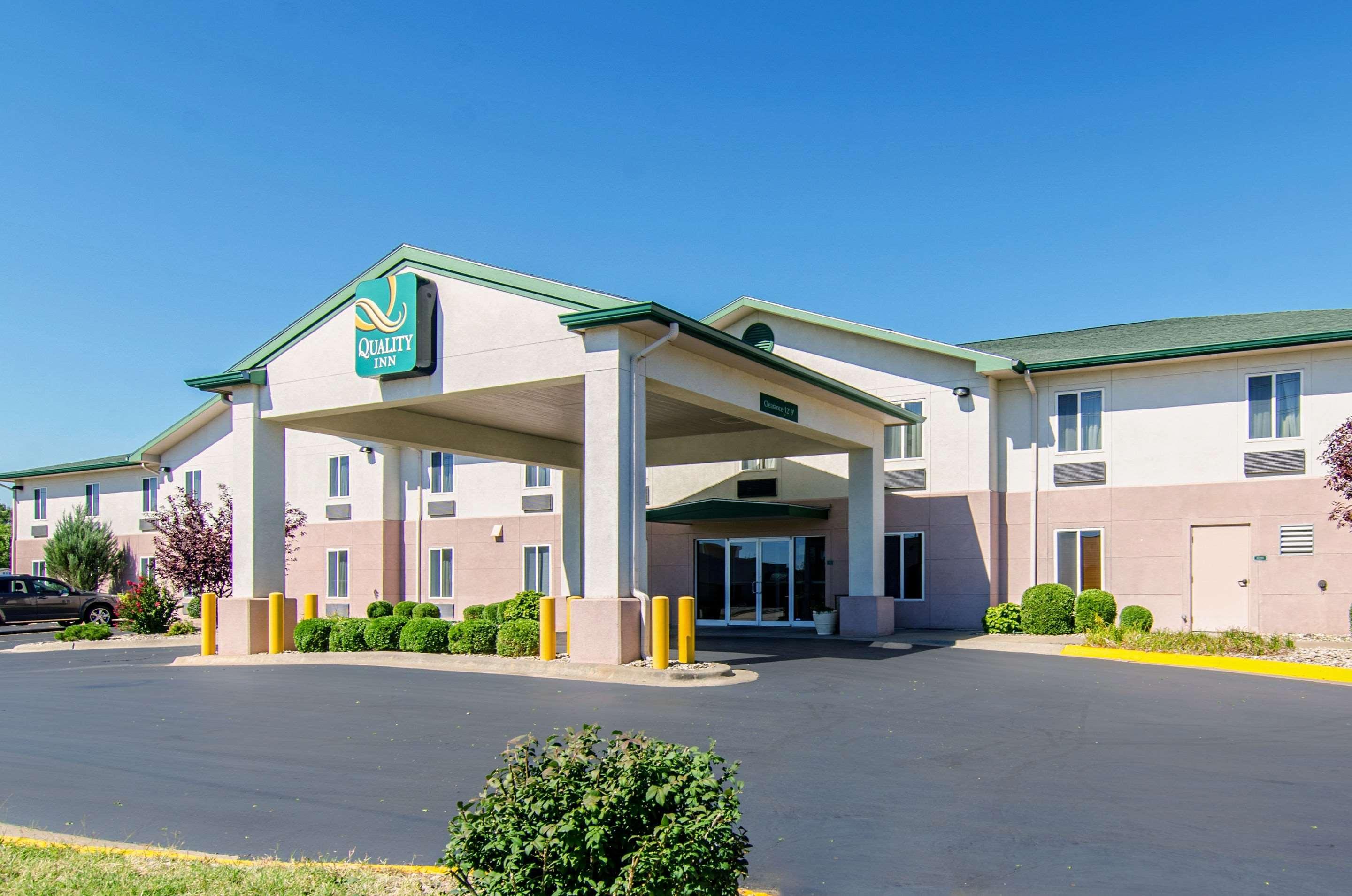 Quality Inn Junction City Near Fort Riley Kültér fotó