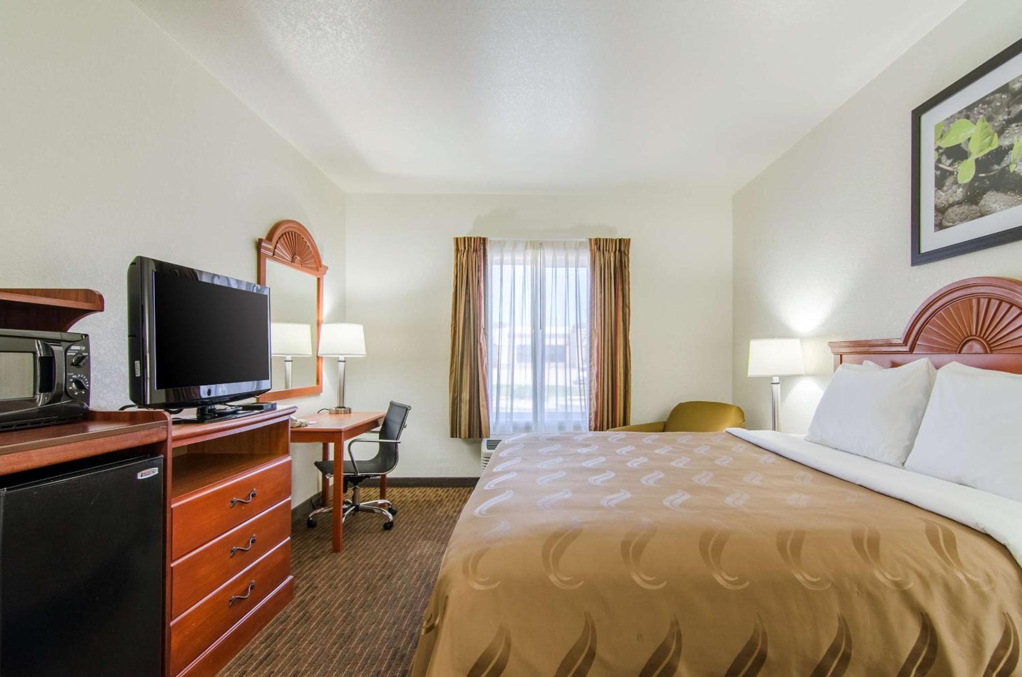Quality Inn Junction City Near Fort Riley Kültér fotó